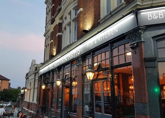 Bed and Breakfast Oyo The Kilburn Arms Londra